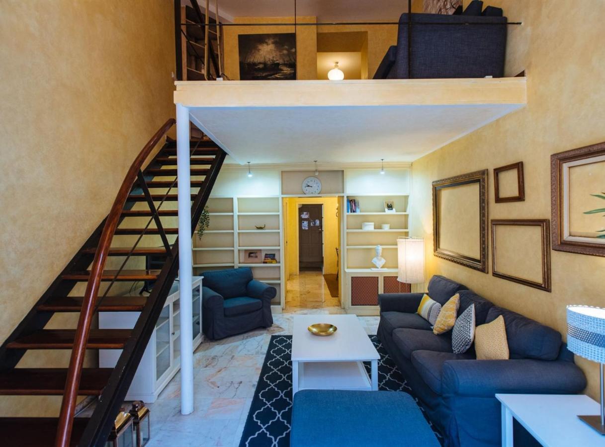 Pajaritos Suite Apartment - Private Parking Included Севиля Екстериор снимка